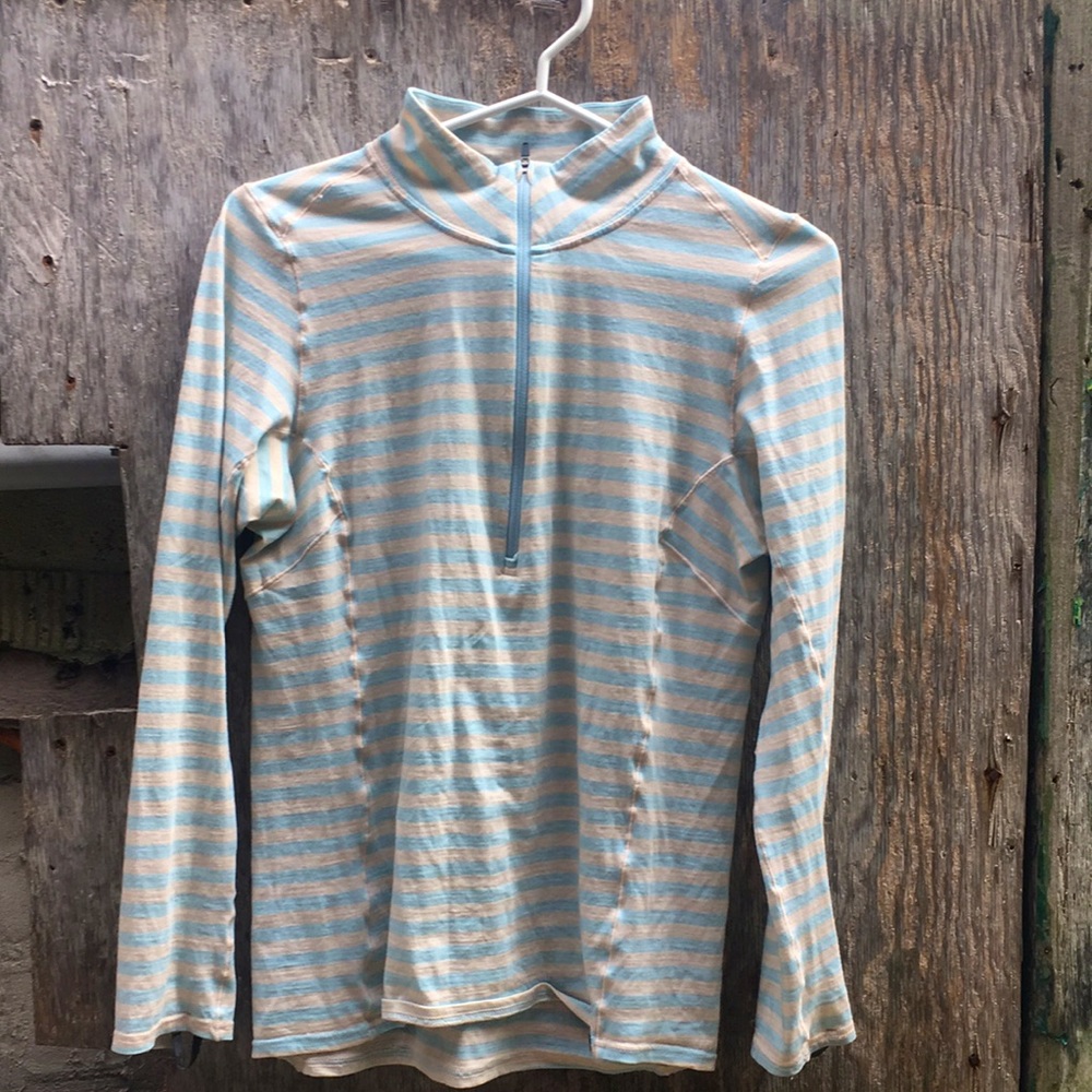 Patagonia mid-weight merino 1/4 zip baselayer